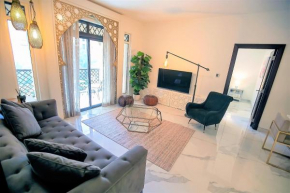 Amazing 2 bedroom with terrace Downtown Dubai